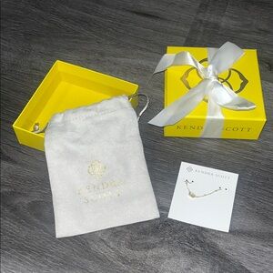 Kendra Scott Silver Necklace with White Pouch